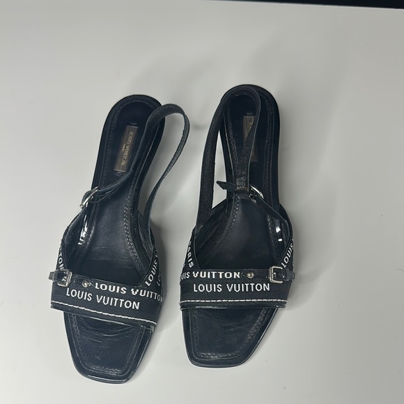 Louis Vuitton Black Women's Sandals VINTAGE & Authentic - Picture 1 of 6